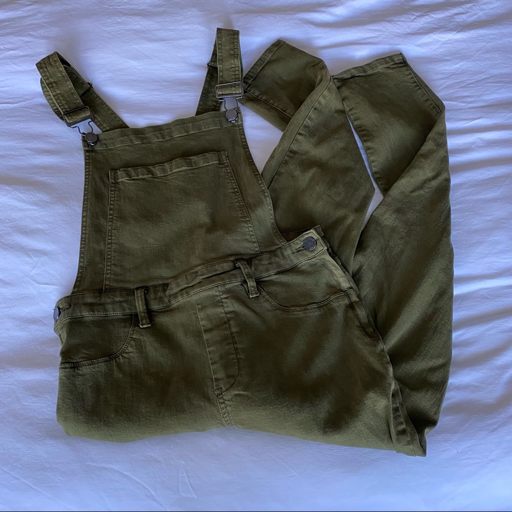 BLANK NYC olive overalls